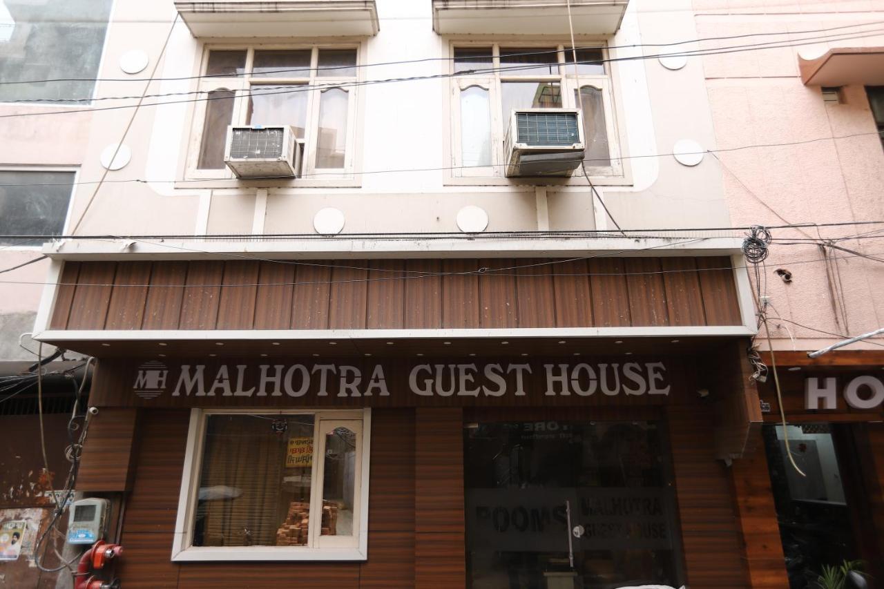 Hotel Malhotra Inn 50 Meter From Golden Temple アムリトサル エクステリア 写真
