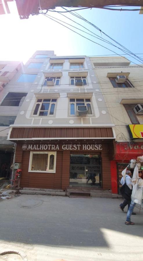 Hotel Malhotra Inn 50 Meter From Golden Temple アムリトサル エクステリア 写真